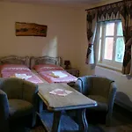 Goralska Obora בית כפרי *